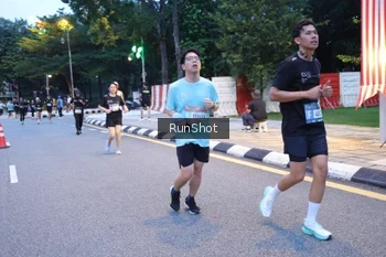 Runner Photo 4247789