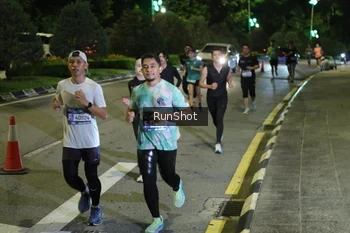 Runner Photo 4247796