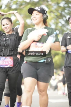 Runner Photo 4247797