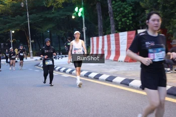 Runner Photo 4247798