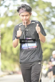 Runner Photo 4247810