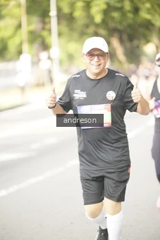 Runner Photo 4247827