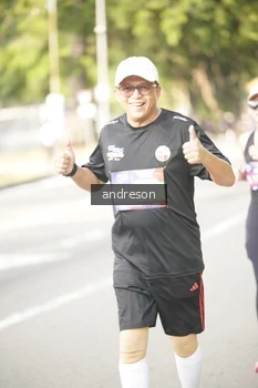 Runner Photo 4247831