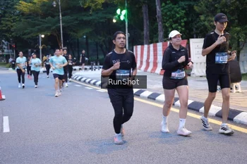 Runner Photo 4247850
