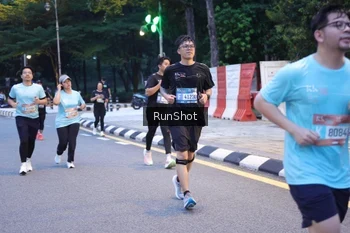 Runner Photo 4247869