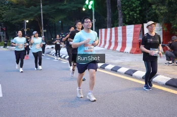 Runner Photo 4247871