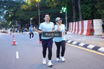 Runner Photo 4247890