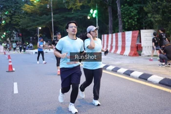 Runner Photo 4247900
