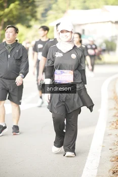 Runner Photo 4247902