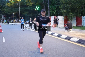 Runner Photo 4247903