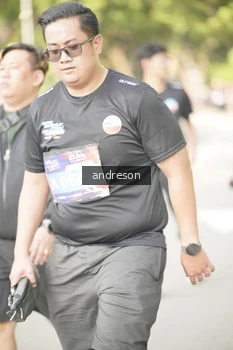Runner Photo 4247908