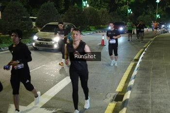 Runner Photo 4247909