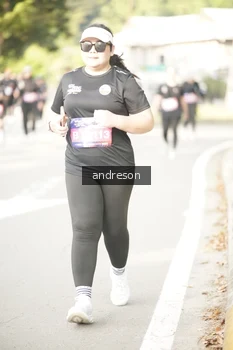 Runner Photo 4247916