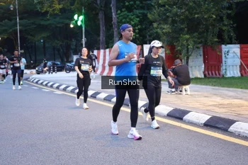 Runner Photo 4247917