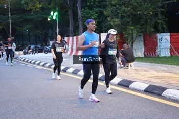 Runner Photo 4247925