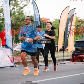 Runner Photo 424793
