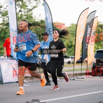 Runner Photo 424795