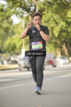 Runner Photo 4247959