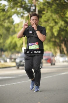 Runner Photo 4247962