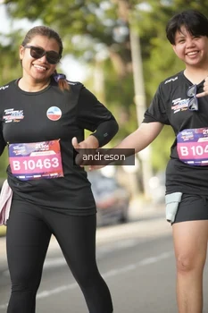 Runner Photo 4248063
