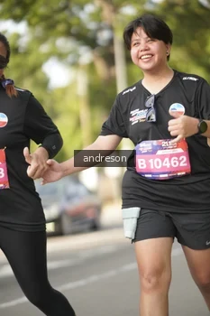 Runner Photo 4248071