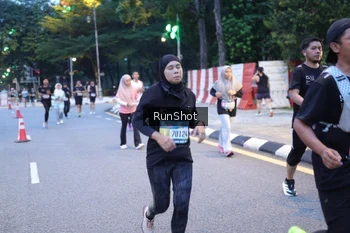 Runner Photo 4248078