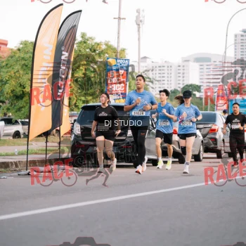 Runner Photo 424813