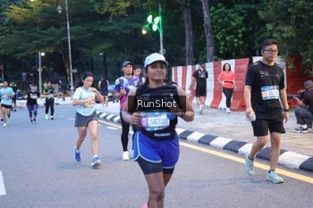 Runner Photo 4248177