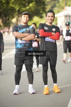 Runner Photo 4248217