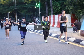 Runner Photo 4248221