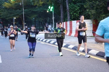 Runner Photo 4248224