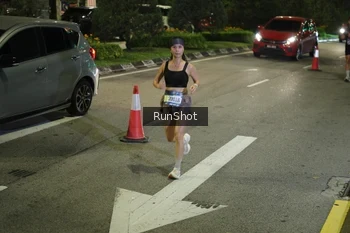 Runner Photo 4248225