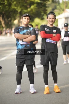 Runner Photo 4248233