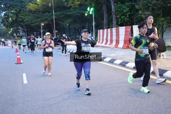 Runner Photo 4248240