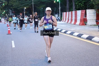Runner Photo 4248254
