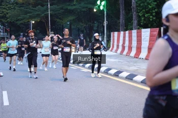 Runner Photo 4248257