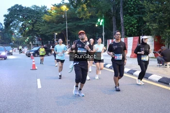 Runner Photo 4248277