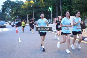 Runner Photo 4248287