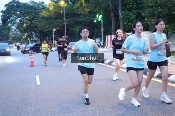Runner Photo 4248290