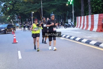Runner Photo 4248301