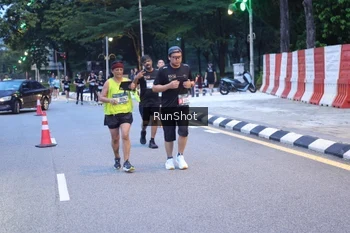 Runner Photo 4248304