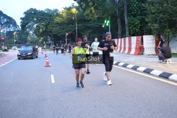 Runner Photo 4248308