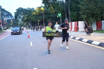 Runner Photo 4248315