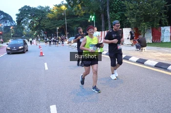 Runner Photo 4248323