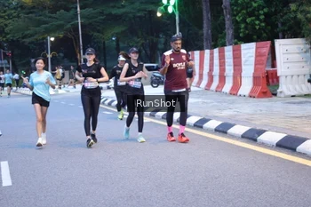 Runner Photo 4248360