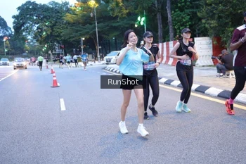 Runner Photo 4248378