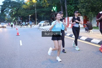 Runner Photo 4248379