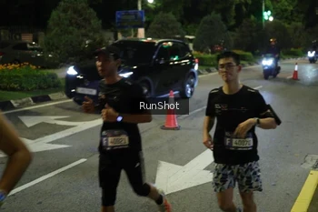 Runner Photo 4248386