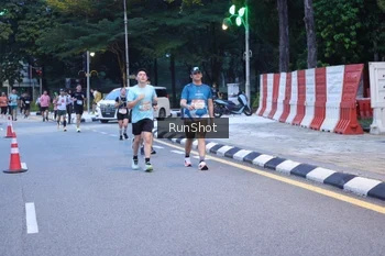 Runner Photo 4248390