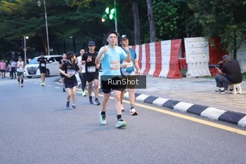 Runner Photo 4248410